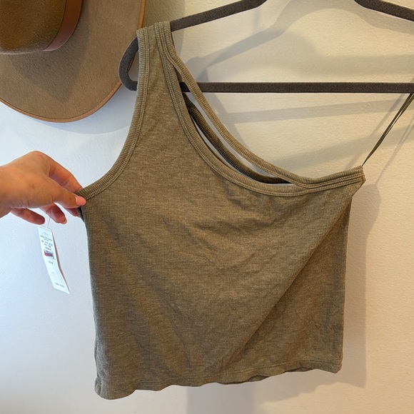 NWT Ameican Eagle One Shoulder soft & sexy rib tank - Picture 4 of 5